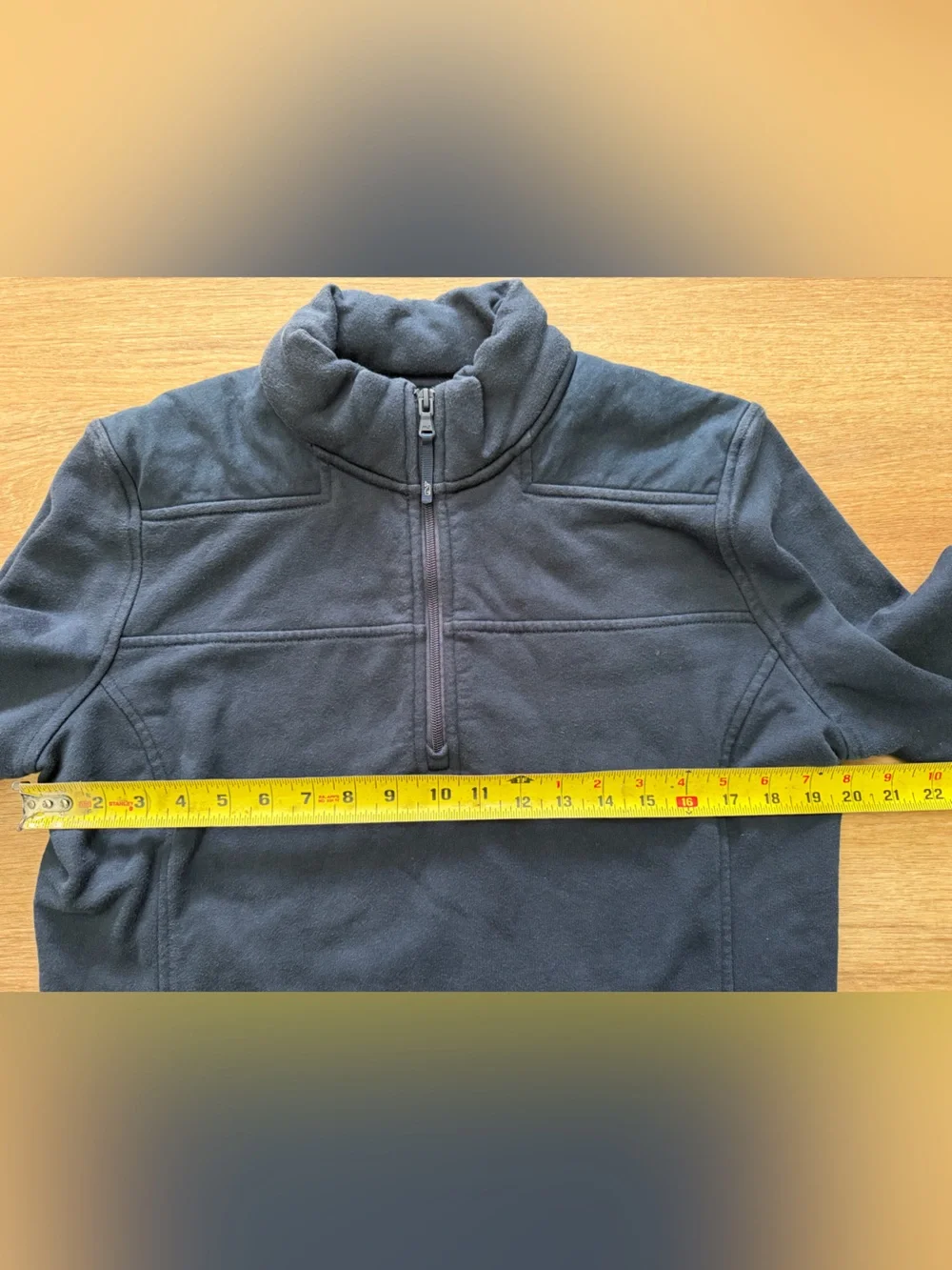Vineyard Vines Kid’s Quarter Zip Size L - Picture 10 of 11